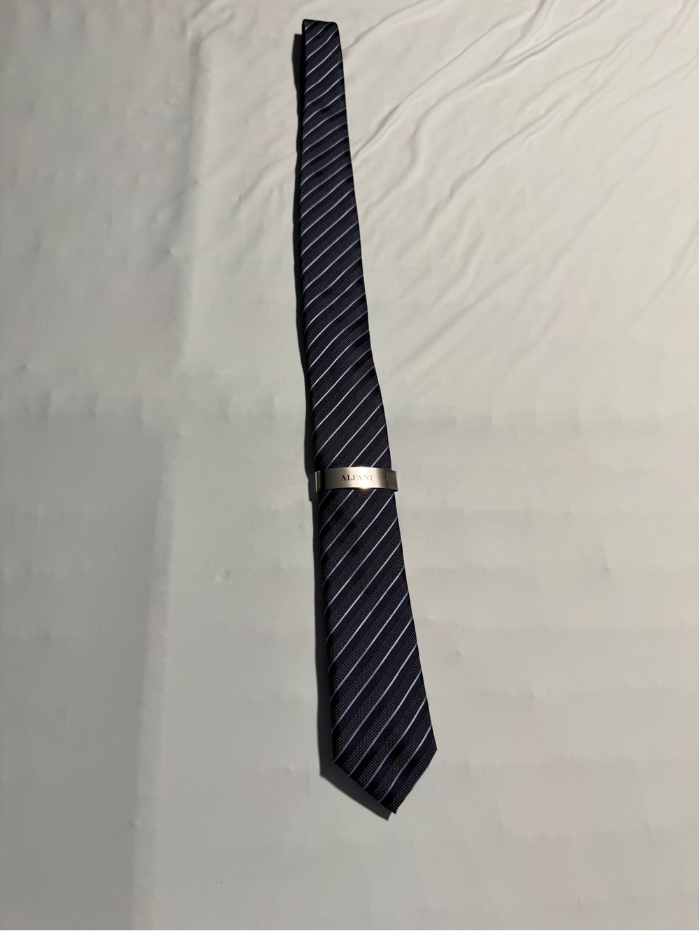 Alfani Navy Blue Vintage Striped Tie Classic Width NWT Dark and Light Blue - Picture 6 of 7